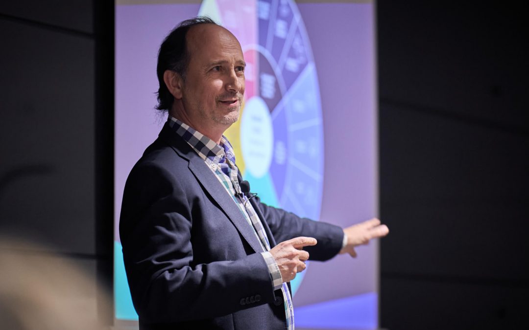 Entrevista – «Las personas trabajadoras deben tener la posibilidad de influir realmente en las decisiones de las empresas». Carlos Cortés, Esade.